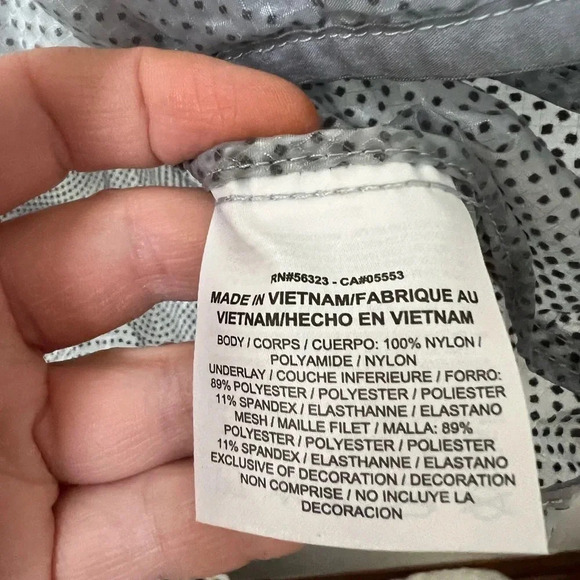 Nike Golf Shield Hyperadapt Lightweight Gray 1/2 Zip Jacket - Picture 5 of 6